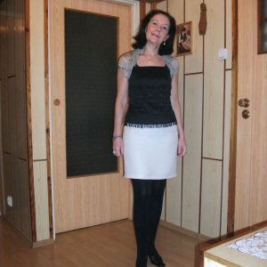Une femme qui sait ce qu’elle veut Céline - rencontre-Cougar-Garges-lès-Gonesse