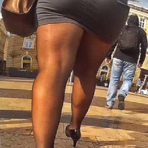 Nouvelle ville, nouvelle vie, même envie Farah - rencontre-Cougar-Niort