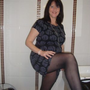 Zora - rencontre-MILF-Versailles