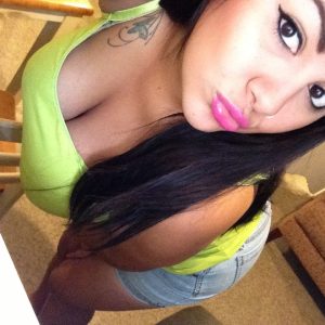Isaline - rencontre-Milf-Avignon