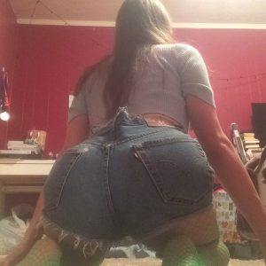 Julia - rencontre-Milf-Villeurbanne