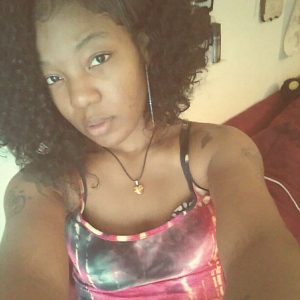 Été en solo, envie de compagnie Aisha - rencontre-Teen-Nantes